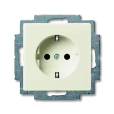 Розетка Schuko Basic 55 16А 250В chalet-white ABB 2011-0-6144