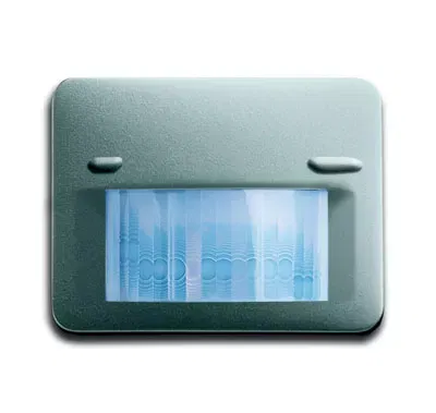 Датчик движения Busch-Wachter 180 UP с селективной линзой титан ABB 6800-0-2120