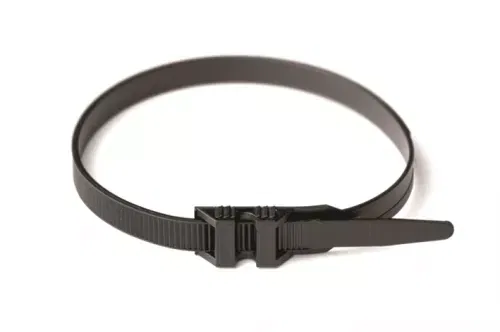 Хомут P6.6 с плоским замком, черный, 9х380 DKC 26503