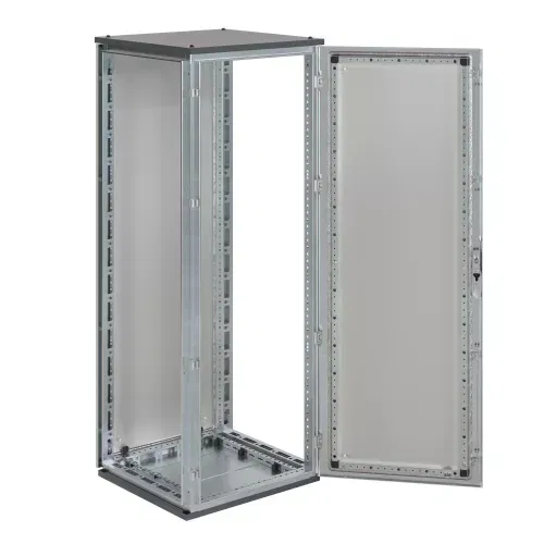 Шкаф напольный CQE ЭМС с дверью и задней панелью ВхШхГ 2000x600x800 мм DKC R5CQEMC2068