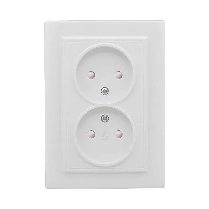 Розетка 2-м СП Минск 10А IP20 без заземл. защ. шторки бел. Basic EKF ERR10-102-100