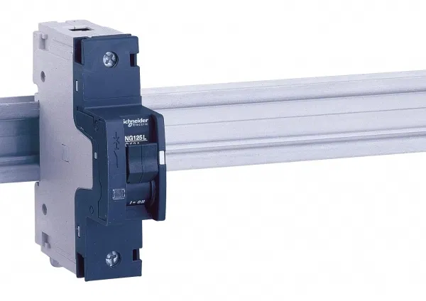 Выключатель автоматический модульный 1п B 16А NG125L Schneider Electric 18742